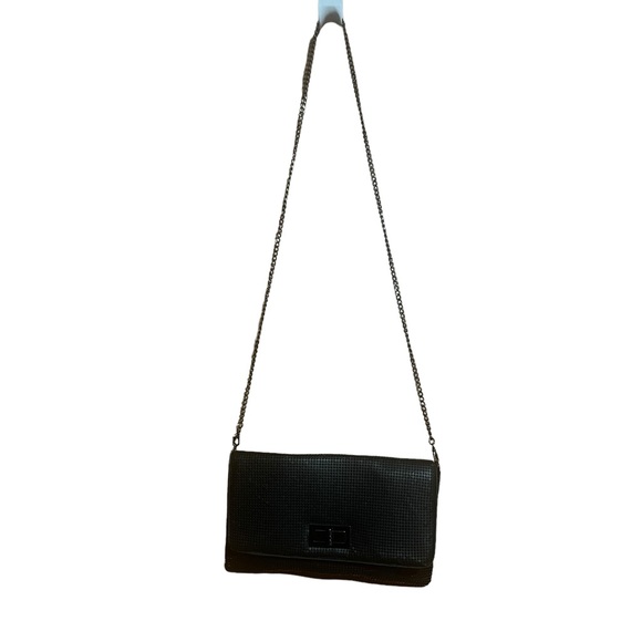 BCBGMaxAzria Black Aluminum Kisslock Crossbody/Clutch - Picture 1 of 12